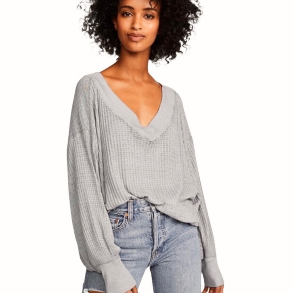 Free People Size Medium Grey Sweater Top